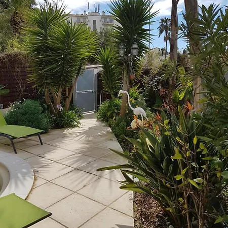 Проживание в семье Beausejour